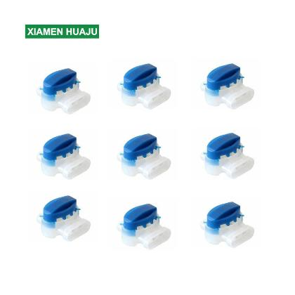 Three Waterproof Cable Clamps Gel Connectors Suitable for Connecting the Wire